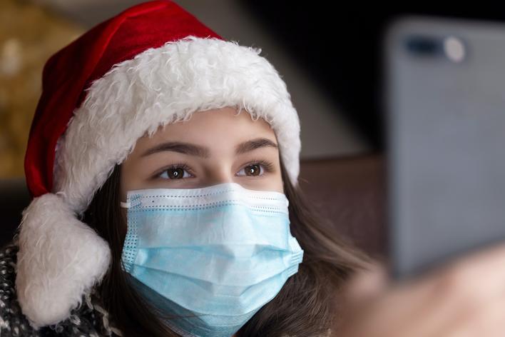 Nuestro hospital destaca algunas recomendaciones a tener en cuenta durante Navidad y Año Nuevo para minimizar la transmisión del virus COVID-19